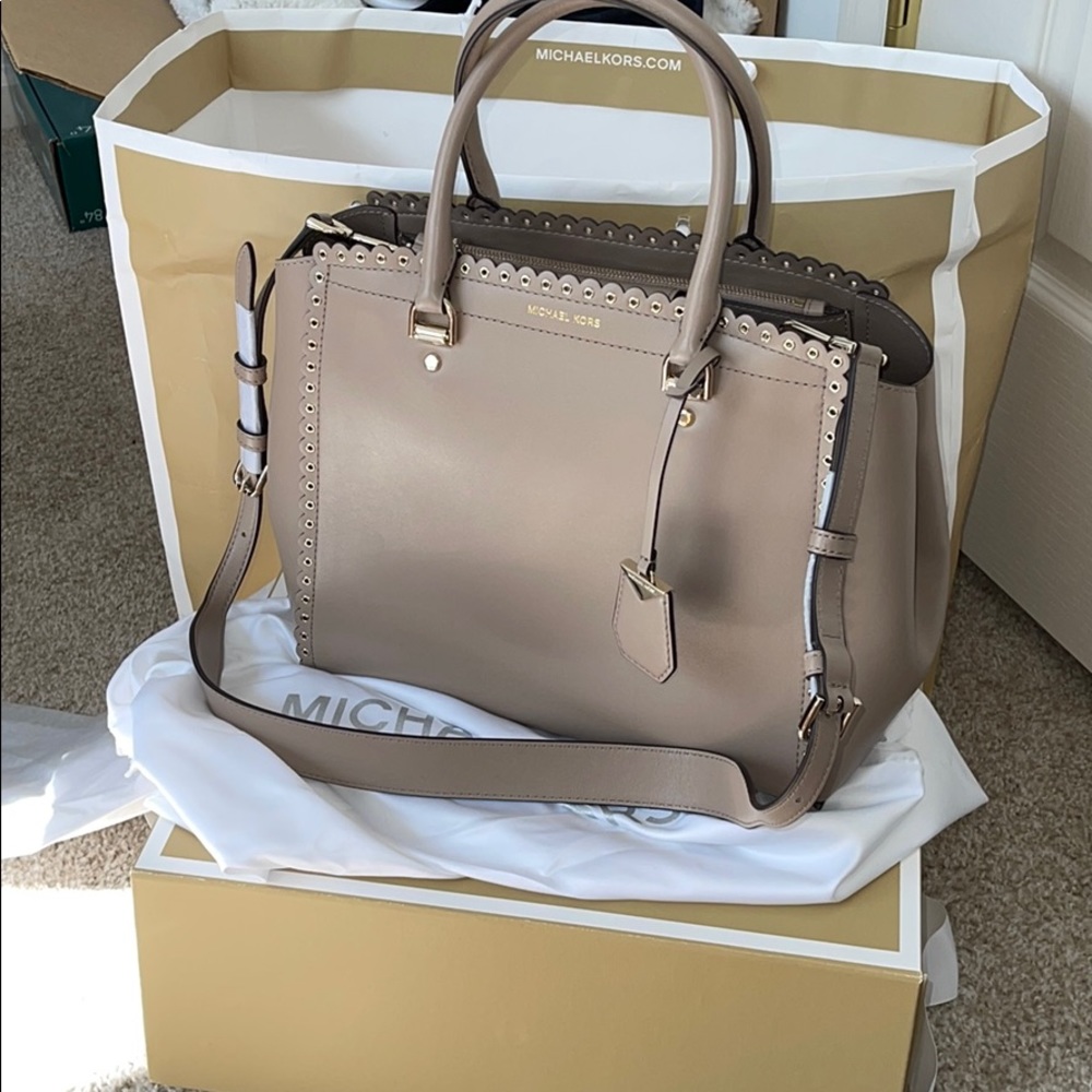 Nude Michael Kors Bag!